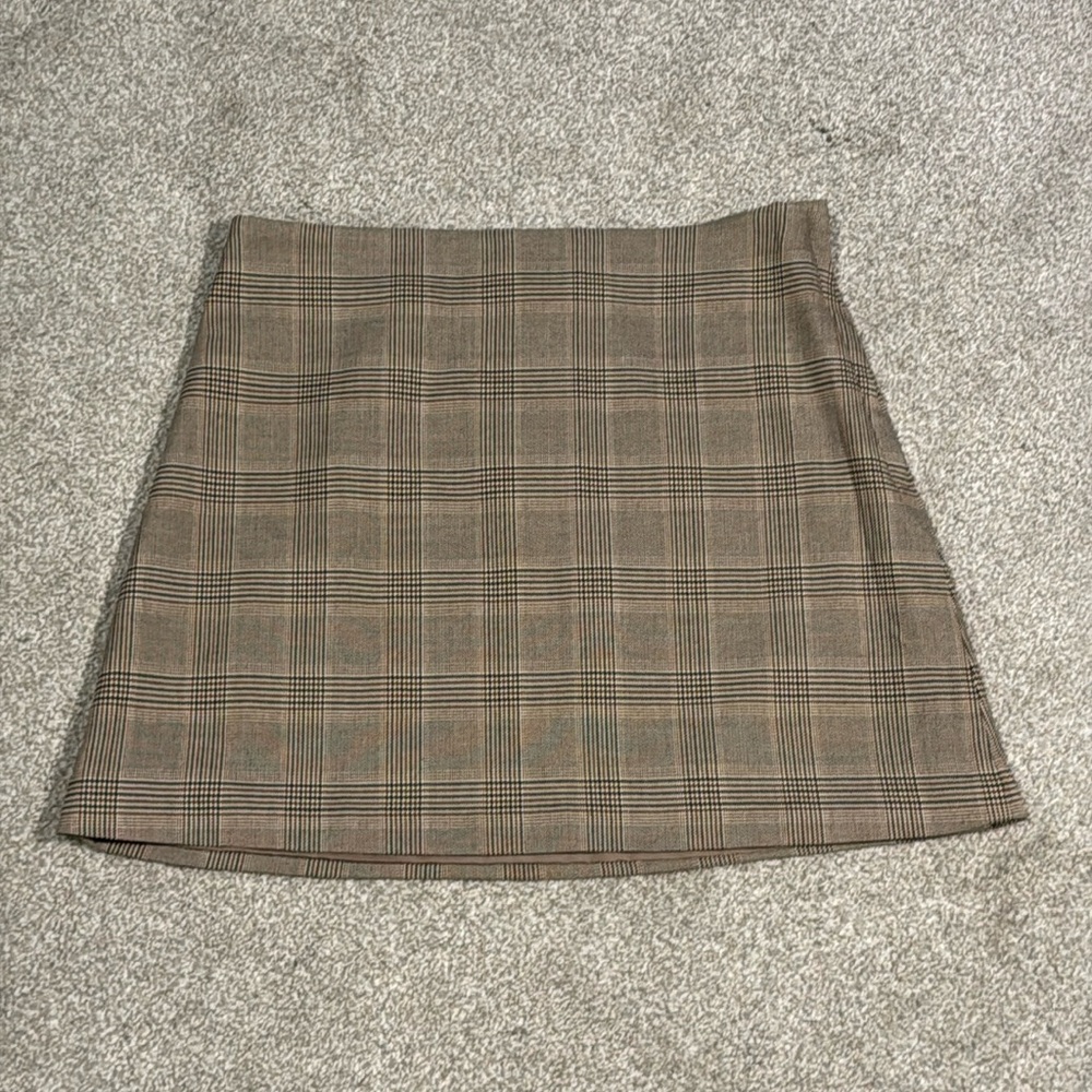H&M plaid mini skirt NWT